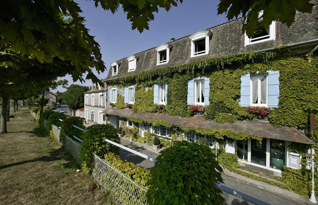 Logis Hotel Hostellerie Saint-Jacques Bagian luar foto