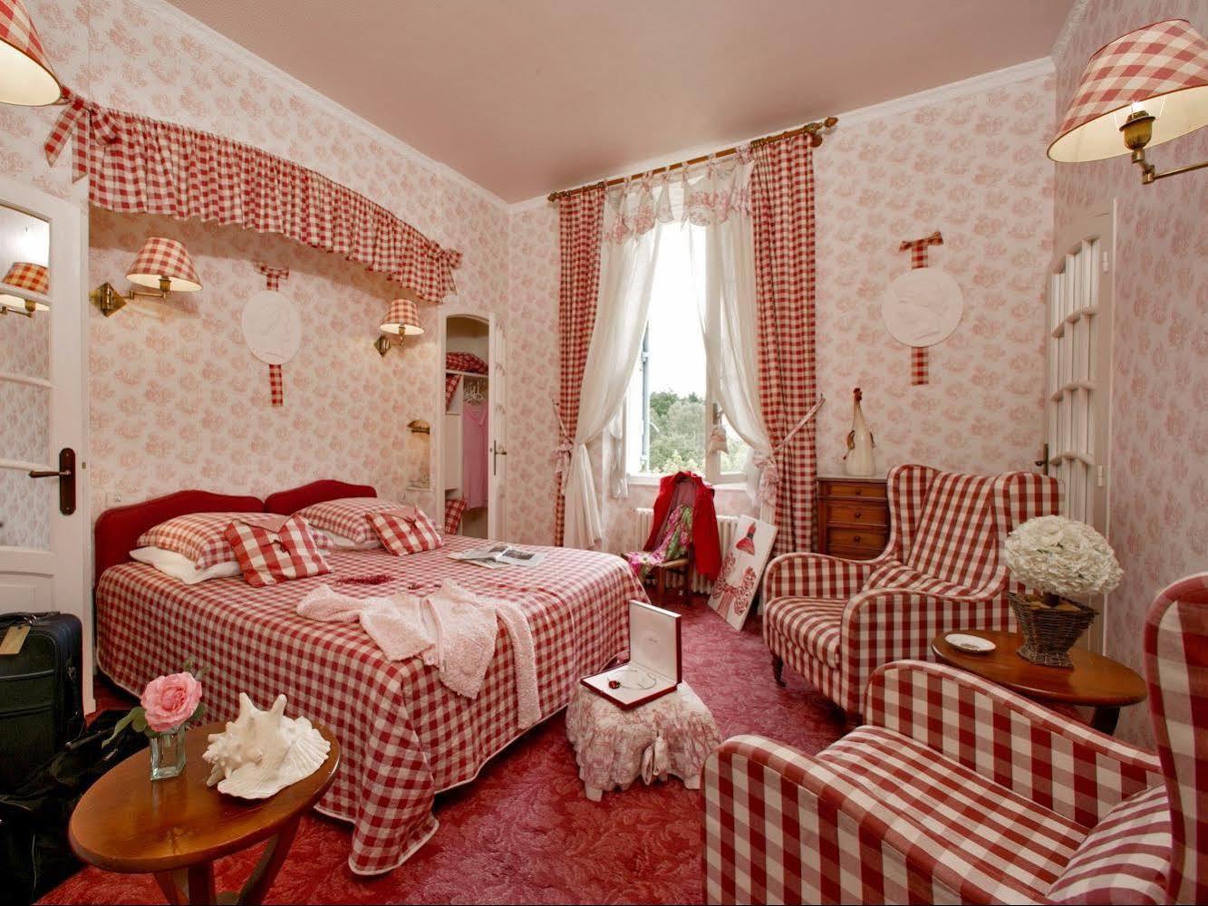 Logis Hotel Hostellerie Saint-Jacques Bagian luar foto